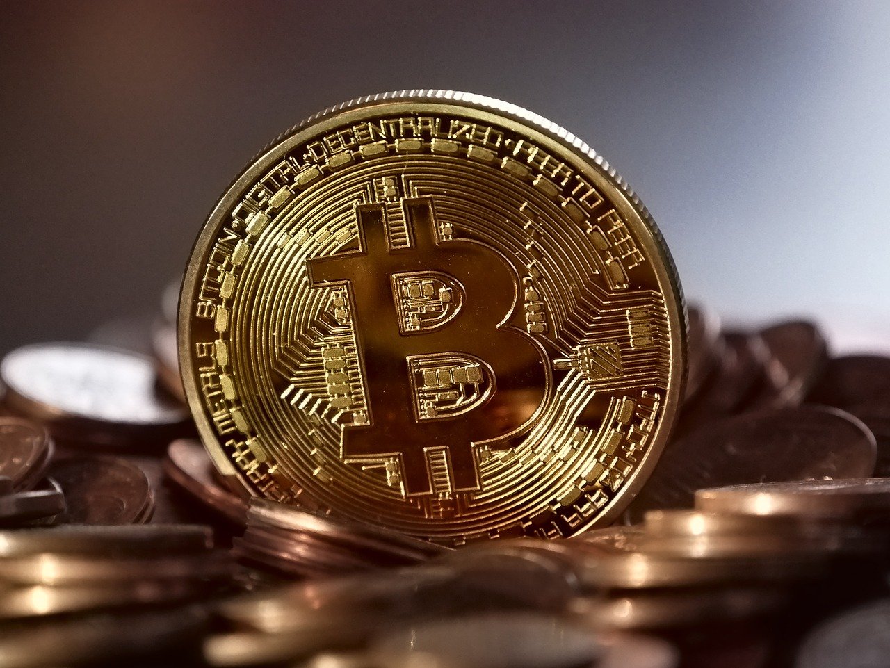 Bitcoin – czym jest i jak go uzyskać